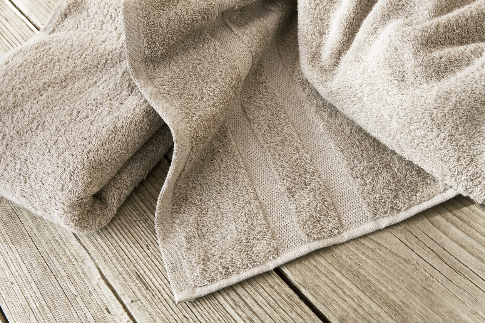 CASSIS_egyptian_cotton_towels_beige_600GSM_fluffy_soft