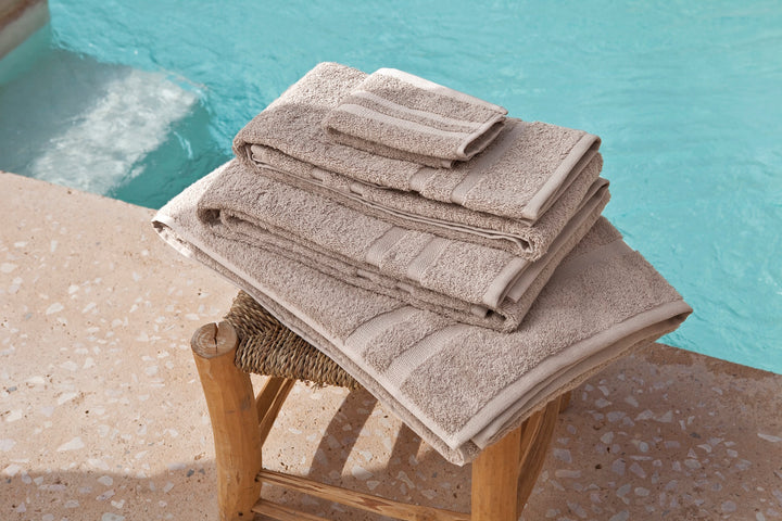 Guest Towel Cassis Noisette - DEIA Living - Bath Towel