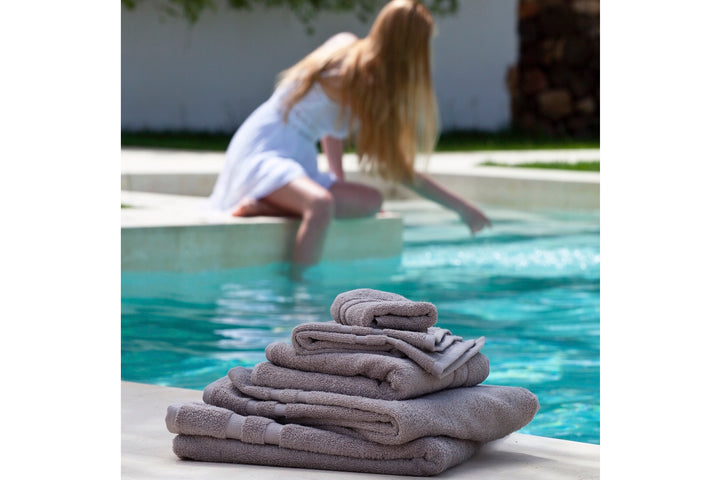 Bath Towel Cassis Pearl Grey - DEIA Living - Bath Towel