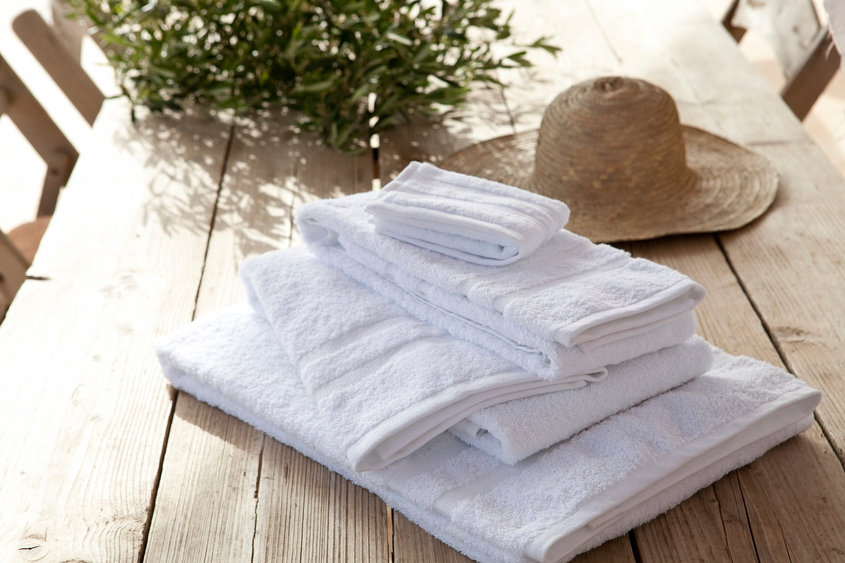 Bath Towel Cassis White